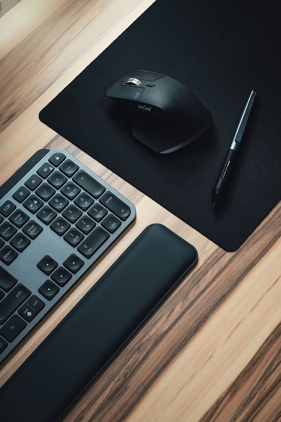 Combinacion de teclado y Mouse ergonomicos